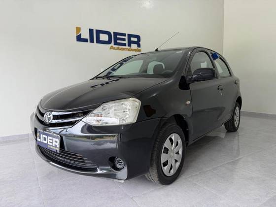 TOYOTA ETIOS 1.3 XS 16V FLEX 4P MANUAL